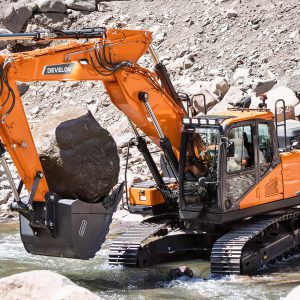DEVELON DX245NHD-7 – Bild 2