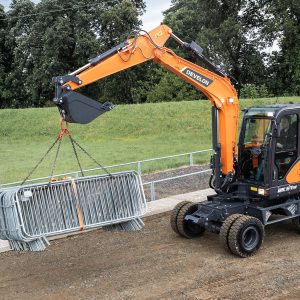 DEVELON DX57W-7 – Bild 2