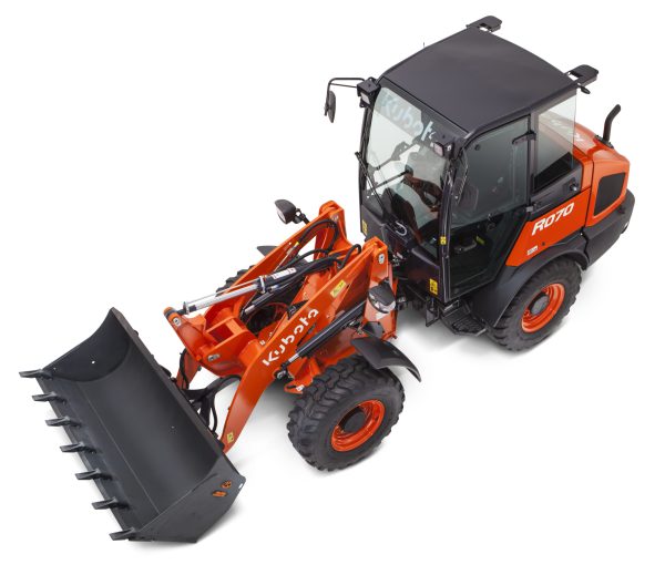 KUBOTA R070