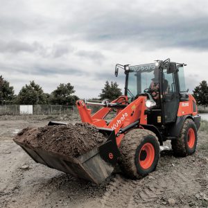 KUBOTA R090 – Bild 2